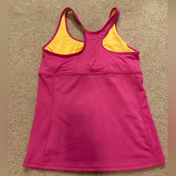 Large Champion Athletic Tank - Picture 2 of 4